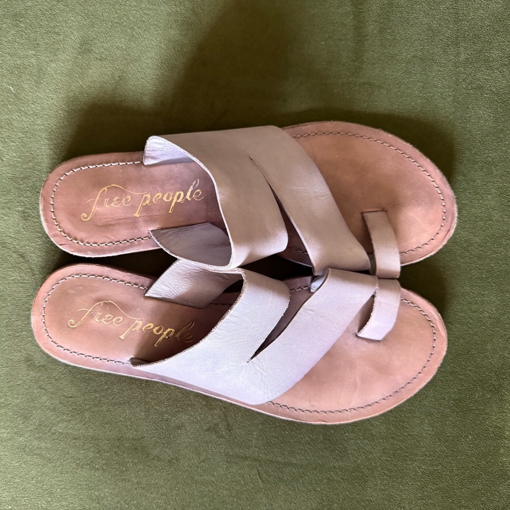 Free People Abilene Toe Loop Purple Sandals